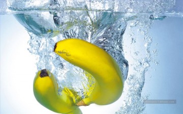 bananes dans l’eau réaliste Peinture à l'huile